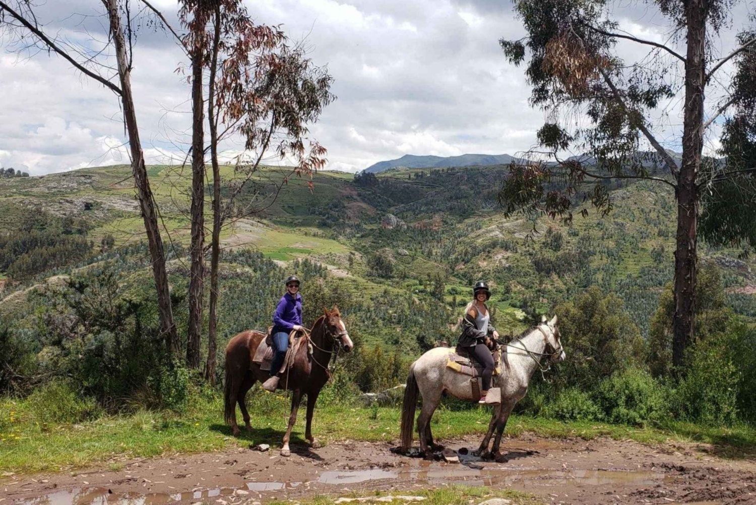 HORSEBACK RIDING TEMPLO DE LA LUNA AND BALCON DEL DIABLO