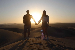 Huacachina: Dinner, BBQ, and Picnic with Dune Buggy and Sandboarding