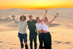 Huacachina: Sandboarding/Sandskiing-upplevelse vid solnedgången på galna buggy