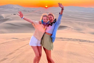 Huacachina: Sandboarding/Sandskiing-upplevelse vid solnedgången på galna buggy
