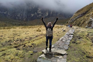 Huaraz: Ganztägiger Ausflug zur Laguna 69 + Blick auf die Laguna Llanganuco