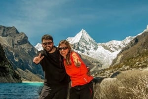 Huaraz : Journée complète Laguna Parón + Artesonraju Snowy View