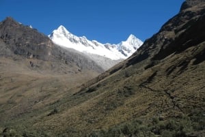 Huaraz: Santa Cruz Trek 4-Day Guided Tour