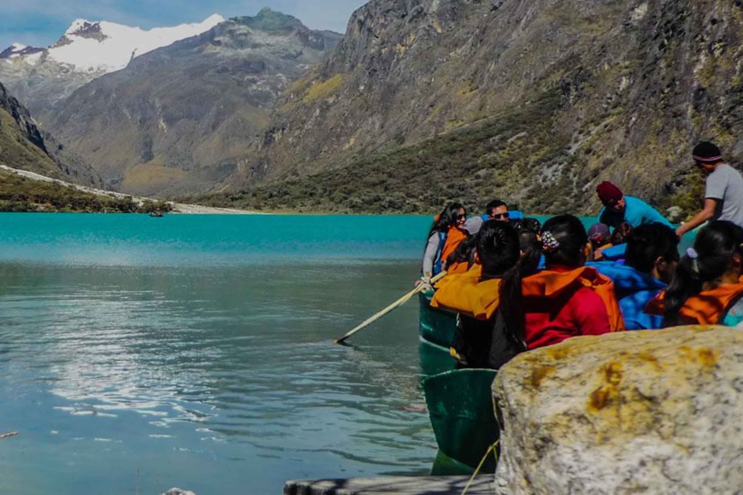 Huaraz: Trekking Santa Cruz-Llanganuco 4Days /3 Nights