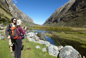 Huaraz: Trekking Santa Cruz-Llanganuco 4Days /3 Nights