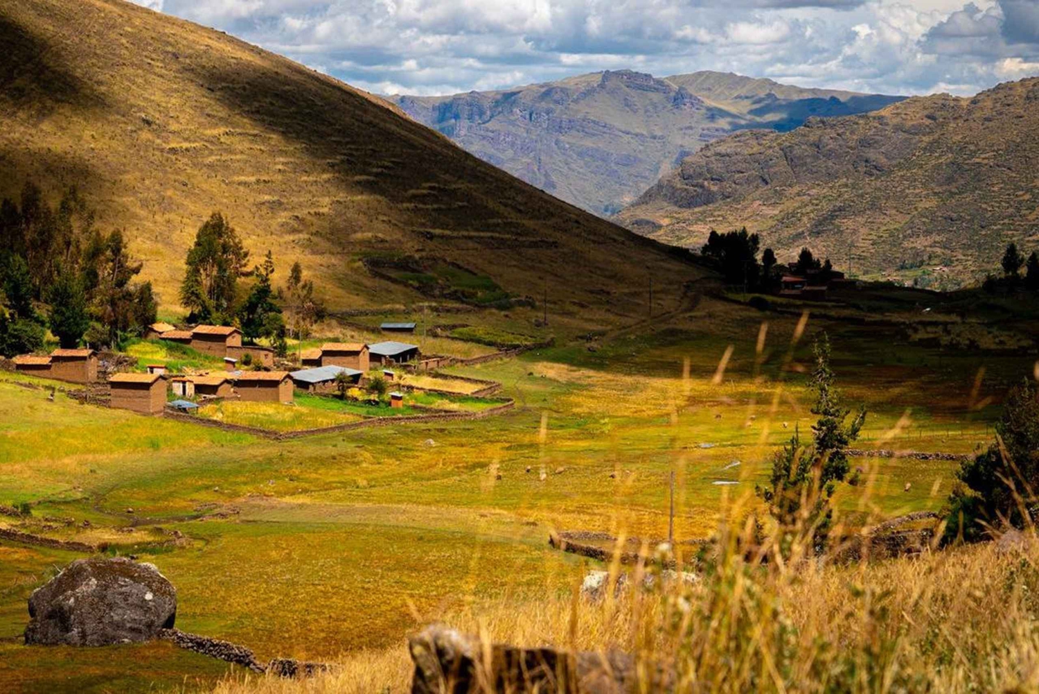 Tauche ein in die Kinsecocha-Gemeinschaft