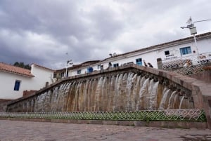 I Cusco: Vandringstur gjennom det historiske sentrum av Cusco.