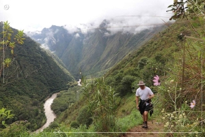 Inca Trail 2 days to Machu Picchu