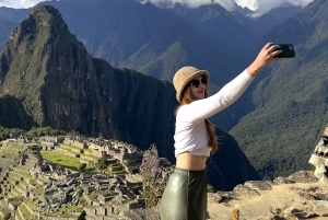 Inca Trail to Machu Picchu and Puerta del Sol