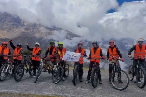 Inka Jungle trek to Machu Picchu 3 D/ 2 N