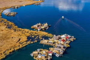 Kayak in the Uros Floating Island and Taquile by speadboat