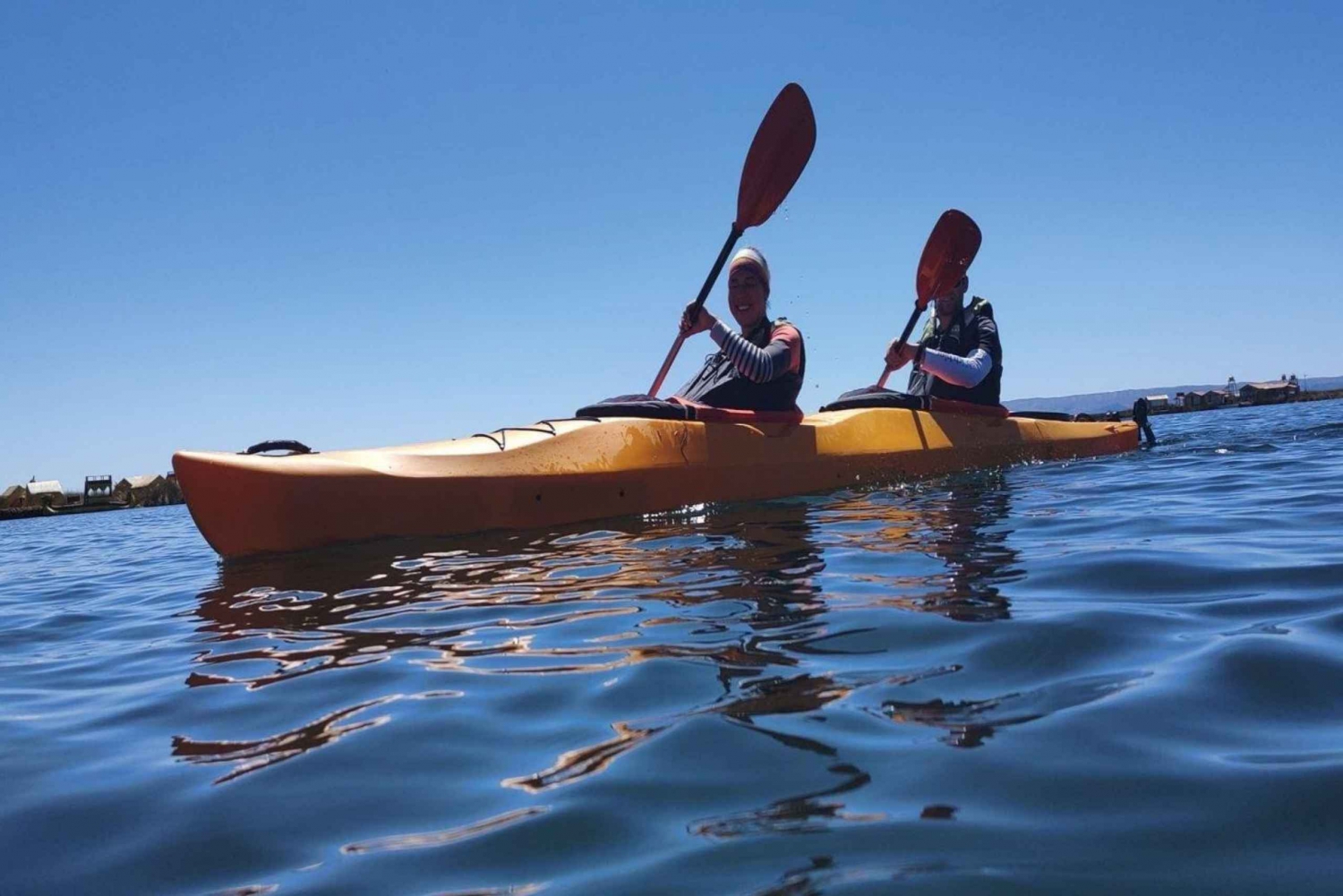 Tour in kayak delle Isole Uros