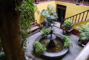 La casa de Aliaga, una joya colonial viva en el centro de Lima.