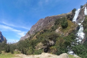 Laguna Rocutuyoc and Honkopampa Ruins Private Service