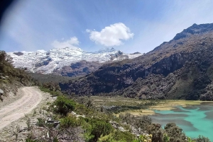 Laguna Rocutuyoc and Honkopampa Ruins Private Service