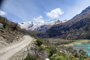 Laguna Rocutuyoc and Honkopampa Ruins Private Service