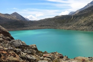 Laguna Rocutuyoc and Honkopampa Ruins Private Service