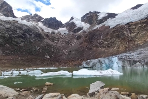 Laguna Rocutuyoc and Honkopampa Ruins Private Service
