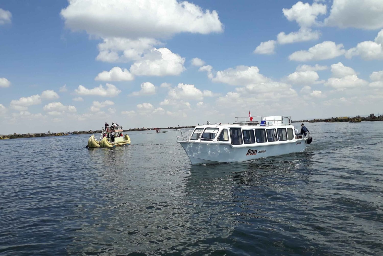 Lake Titicaca, Peru: Guided Tour to the Uros and Amantani Islands with Lunch