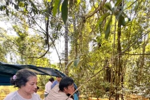 Leticia: 2 päivän ja 1 yön selva- ja jokisafari, majoitus kelluvassa talossa