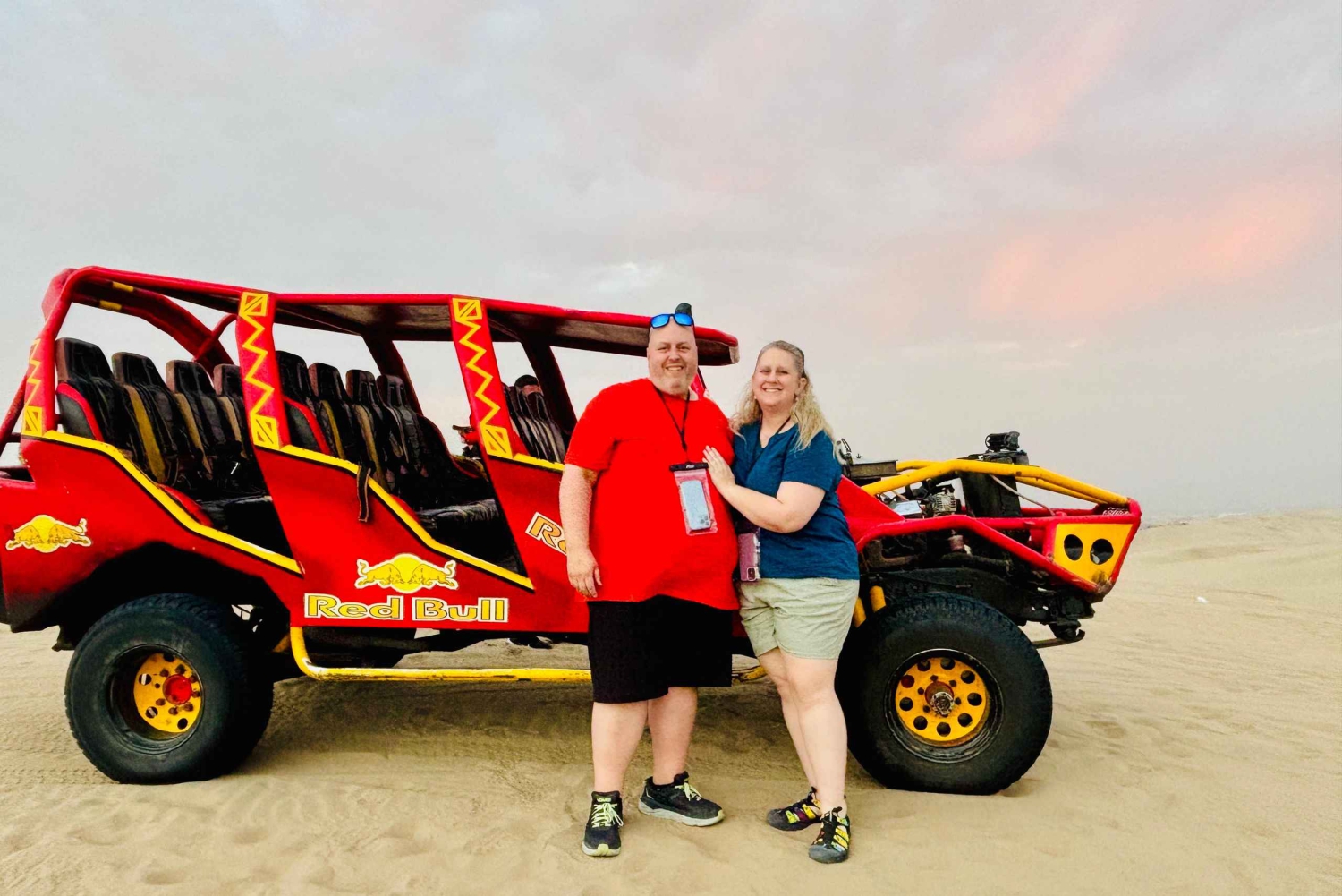 Lima: 2-Day Tour of the Ballestas Islands, Vineyards, Huacachina, and Nazca Lines