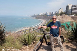 Desde Miraflores: Lima Alquiler de Bicicletas - 4 hrs