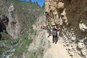 リマ：アウティシャ渓谷 + 懸垂下降 + シェケ地下滝