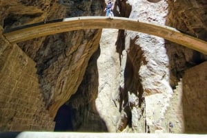 リマ：アウティシャ渓谷 + 懸垂下降 + シェケ地下滝