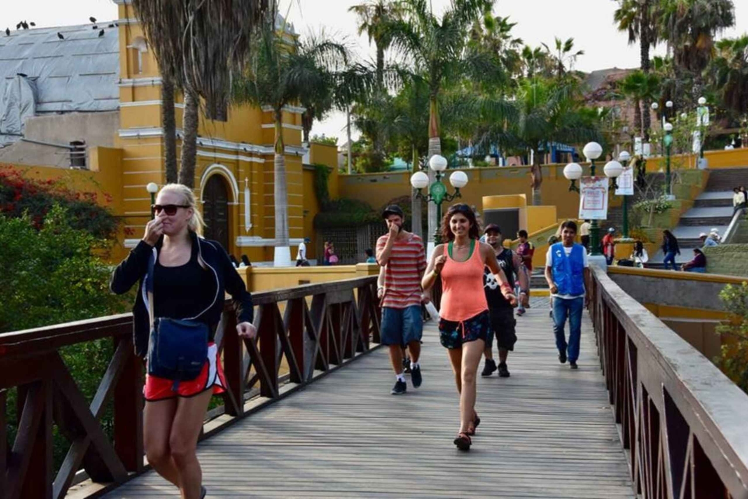 Lima: Passeio a pé por Barranco – Arte de rua e paragens para fotos