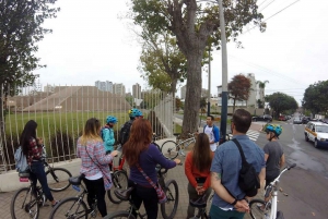 Lima: Bike tour of Miraflores, Barranco and Morro Solar