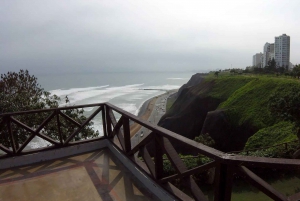 Lima: Bike tour of Miraflores, Barranco and Morro Solar