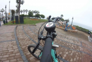 Lima: Bike tour of Miraflores, Barranco and Morro Solar
