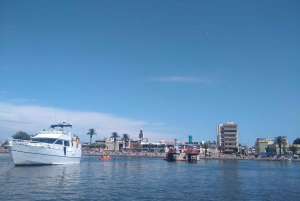 Lima: Callao City Tour and Boat Ride