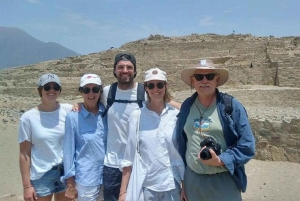 Lima: Caral Full-Day Private Excursion with Meals