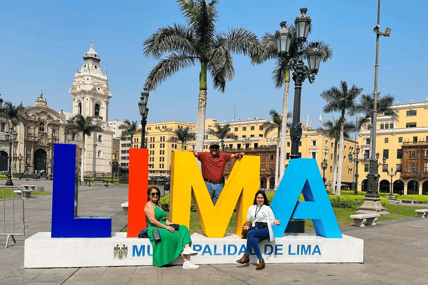Lima: City Highlights Walking Tour & Catacombs