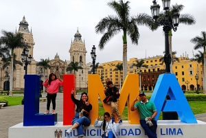 Lima: City Highlights Walking Tour & Catacombs