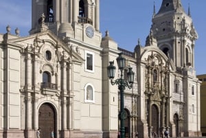 Lima: Kaupunkikierros + 360° panoraamabussi