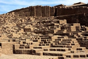 Byrundtur i Lima: Larco-museet og Huaca Pucllana