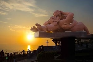 Lima: City Tour of Miraflores and Historic Center with Ice Cream and Pisco