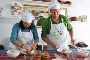 Lima: Cocina un auténtico ceviche y un pisco sour peruano