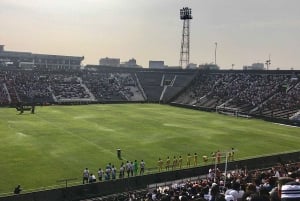 Lima : profitez d'un match de football tout compris avec un guide de la région.