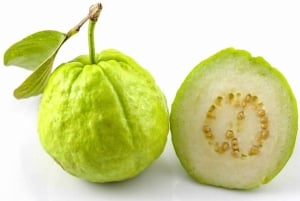 リマでエキゾチックなフルーツを味わう：ペルーのフルーツを巡る旅