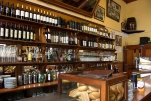 Lima: Flavors and Tradition Walking Tour with Food Tasting