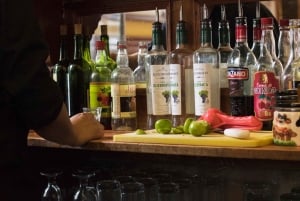 Lima: Flavors and Tradition Walking Tour with Food Tasting