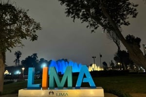 Lima: Historic Center, Catacombs, and Water Show Tour