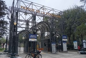 リマ：ガイド付き歴史地区電動自転車ツアー