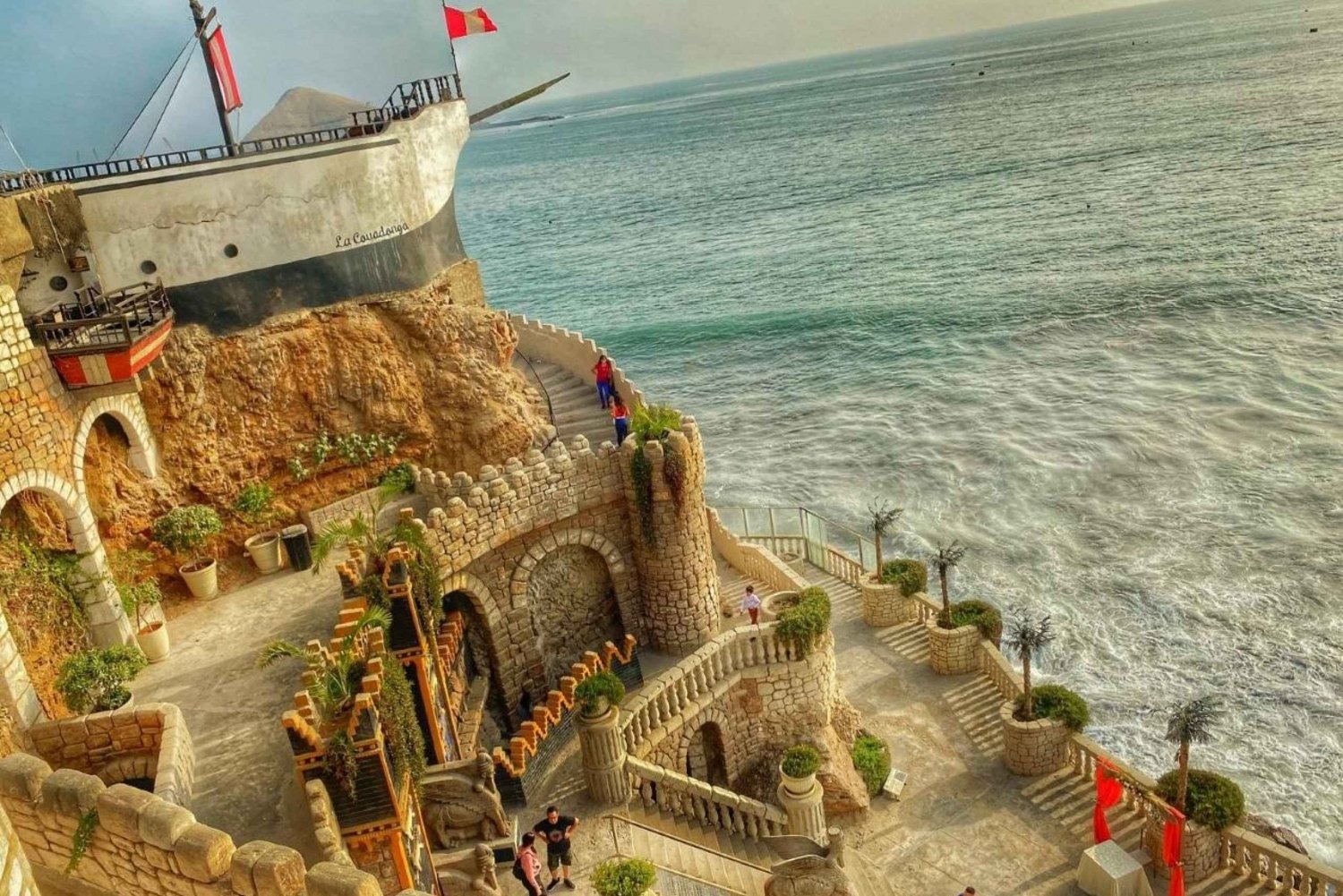 Lima: Huaral en bezoek aan het kasteel van Chancay