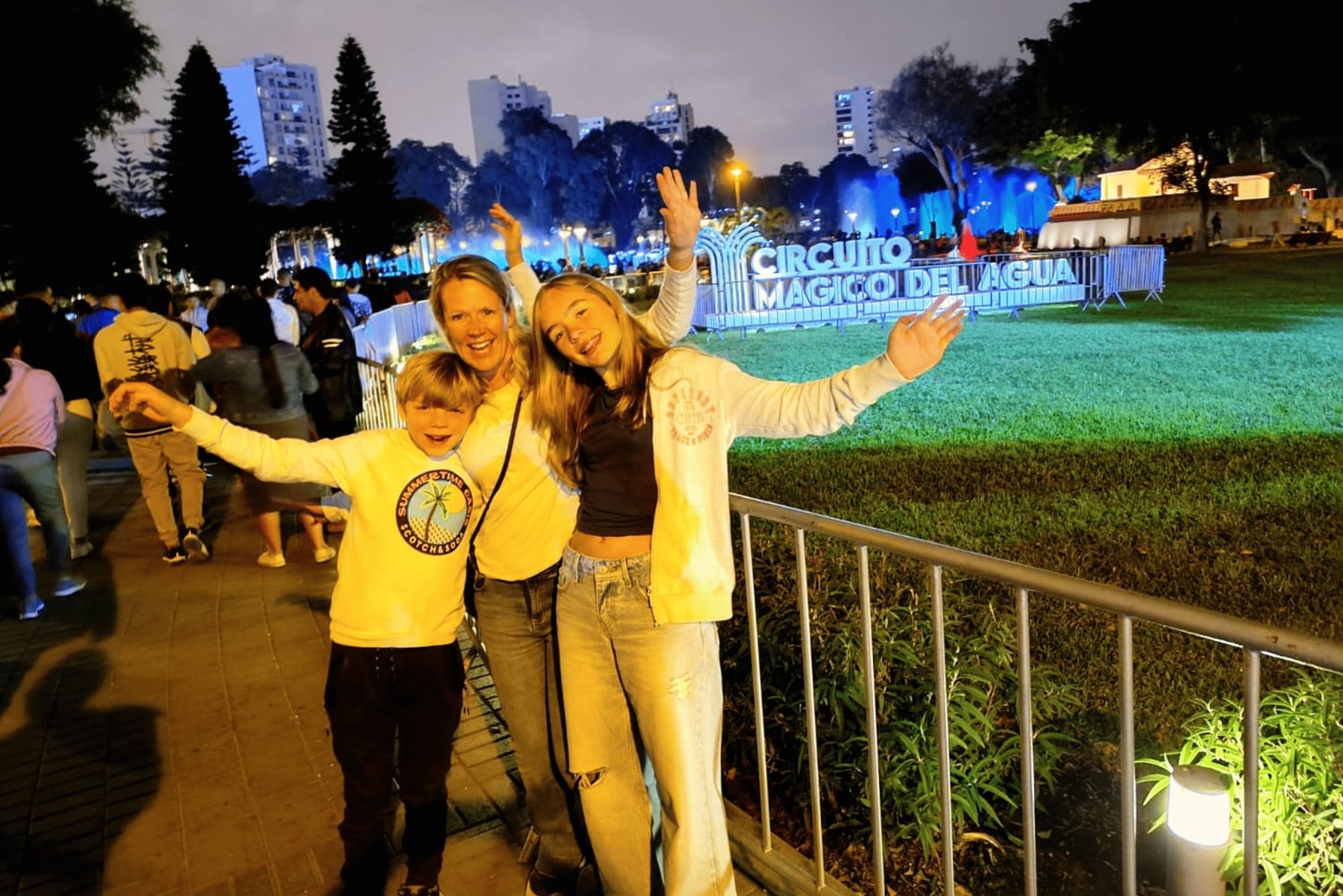 Lima : circuit des fontaines et spectacle son et lumière