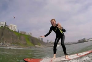 Lima: Makaha Beach Surfing Lesson with Instructor