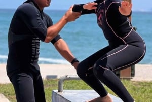 Lima: Makaha Beach Surfing Lesson with Instructor